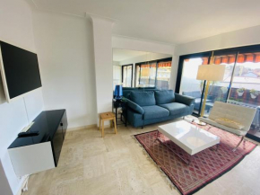 ROS5-Appartement avec une chambre et une belle terrasse
